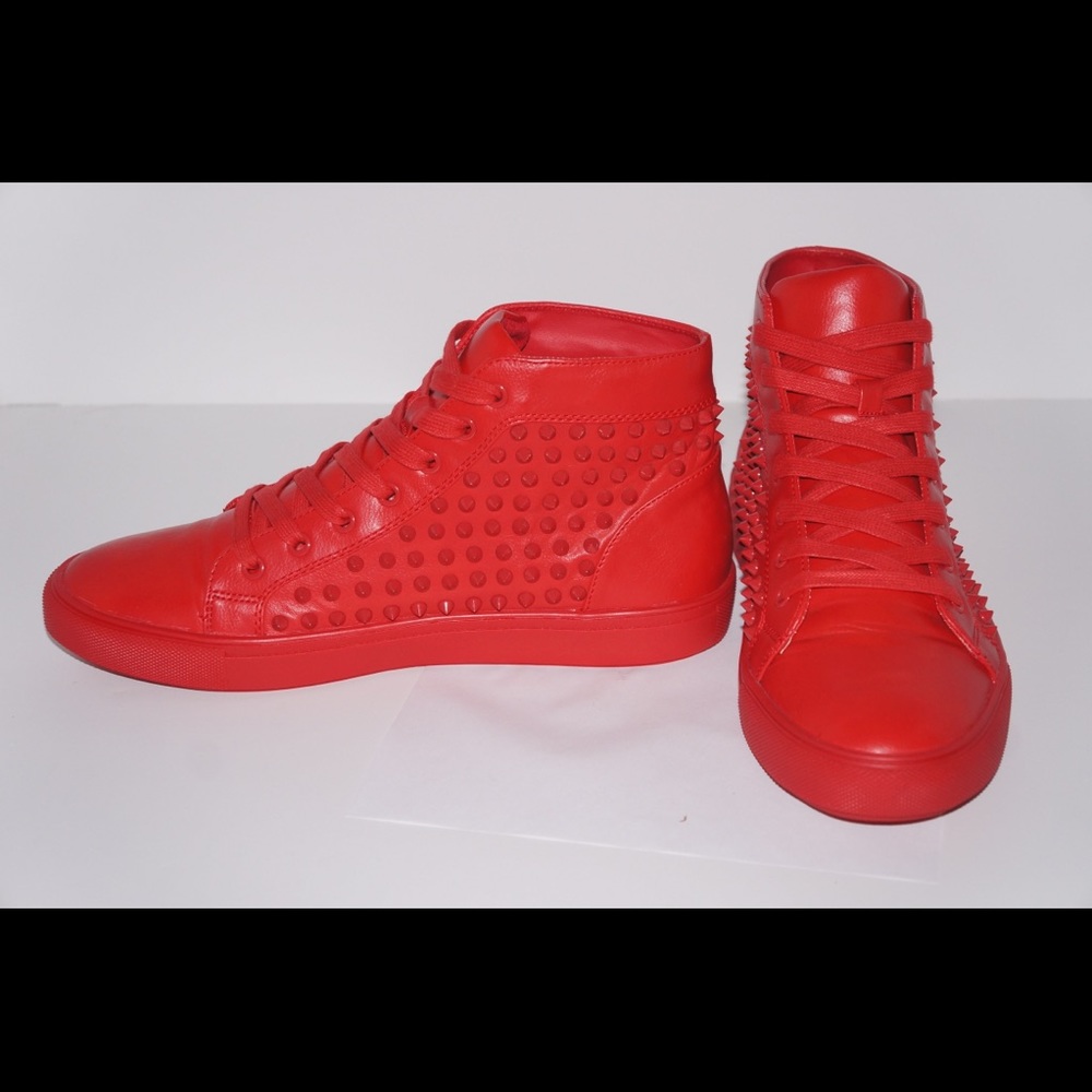Steve Madden Spike Sneakers